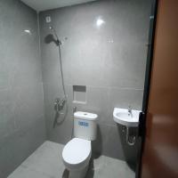 Losmen cempaka, hotel near Tanjung Harapan Airport - TJS, Sibengkok