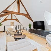 Escape to Clausen Stylish Apartment ID212, hotel in Grund, Luxembourg