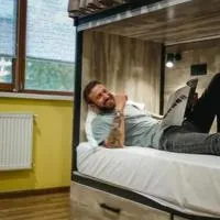 Hostel,halal, hotelli kohteessa Tokmok