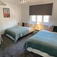 CAMDEN TOWN PARKWAY ROOMS