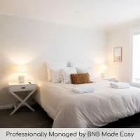 Ideal Family Home, Close to Sportsgrounds, Hospital & Cadia、オレンジにあるOrange Airport - OAGの周辺ホテル