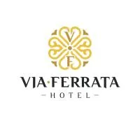 Via Ferrata Hotel, hotel din Prousós