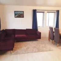 Spacious 2 Bedroom Apartment in Arendal., hotel v destinácii Arendal