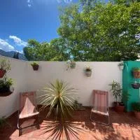 La Casa Del Buda, hotel u gradu Guehar Siera