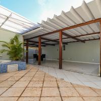 Casa Espaçosa com Jacuzzi e Churrasqueira RAU409, hotel em Setor Aeroporto, Goiânia