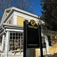 Walk To Goodspeed Opera House from this quaint 2 BDRM APT, khách sạn ở East Haddam