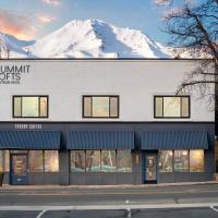 Summit Lofts Boutique Hotel, viešbutis mieste Šastos kalnas