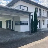 Klimatisierte Wohnung Schwarzwald Europapark Rust barrierefrei 110 qm, hotel a Neuried