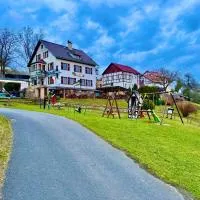 Resort Mezná, hotel di Hřensko