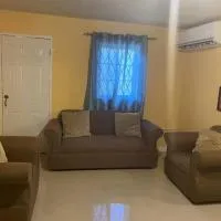 Cozy Villa, hotel em Old Harbour