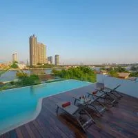 WE HOTEL RIVERFRONT, hotel din Bang Su