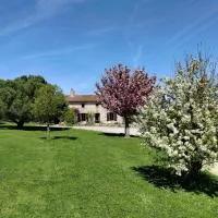 Gourgé में, होटल Le Moulin du Fresne, chambres d'hôtes