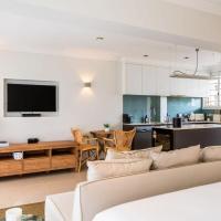 Riverside Studio apartment with parking