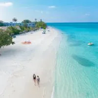 Ayala Oceanview Maldives, hotel u gradu 'Gulhi'