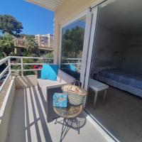 Hostal Roberto, hotel v destinaci Palmanova