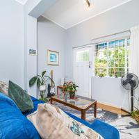 Cosy Victorian Style Full Apartment, hotelli Cape Townissa alueella Rosebank