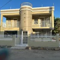 NicoleMary Apartments Parguera, viešbutis mieste Lachasas