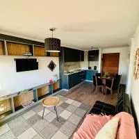 Confortable Dpto 2D y 2 baños、ロス・アンヘレスにあるLos Angeles - LSQの周辺ホテル