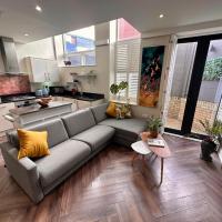 Stylish, modern appartment in Central London, hotel en Barnes, Londres