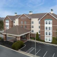 Homewood Suites by Hilton Reading-Wyomissing, hotel near Reading Regional (Carl A. Spaatz Field) - RDG, Wyomissing