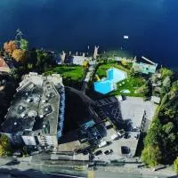 Palm Beach apartment Bissone, hotel v destinaci Bissone
