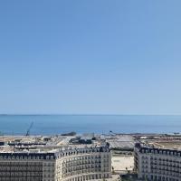 Baku White City-Seaview Luxury Apartment, готель в районі Baku White City , у Баку