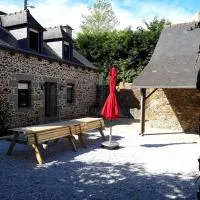 Maison Bretonne 8 personnes en Côtes D'Armor, hotelli kohteessa Gicquel