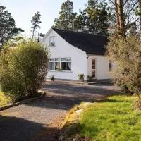 Carna Connemara Cottage, מלון בCarna