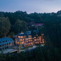 A Millet Resort Hotel Moganshan Scenic – hotel w dzielnicy Moganshan w mieście Deqing