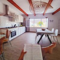 Apartamento Casa Rosabella: Caleta de Sebo'da bir otel