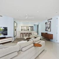 Experience Brisbane in Style Spacious 3 BR Retreat with Parking in West End, hotel in West End, Brisbane