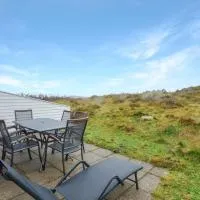Viesnīca Lovely holiday home in Rømø with access to pool pilsētā Sønderby