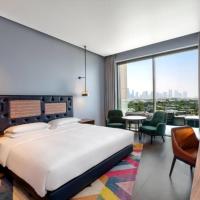 Hyatt Centric Jumeirah - King Room Skyline - UAE, отель в Дубае, в районе Джумейра