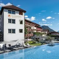 Hotel Sunnwies, hotel em Schenna