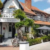 Hotel Ty Gwenn La Baule، فندق في لا بول
