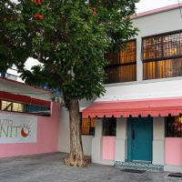 Hotelito Bonito Eli & Edw, hotel em Malecon Area, Santo Domingo