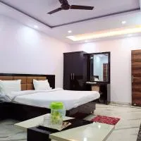 Hotel Pink Paradise, hotel v destinaci Gorakhpur