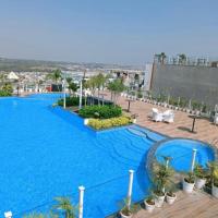 The Grand hotel and suites studio M Leo, hotel in Shyam Nagar, Jaipur