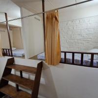 Dormitories/Hosteller, Giftland Homestay – hotel w pobliżu miejsca Lotnisko Aizawl - AJL w Aizawl