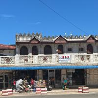 Wonder house zanzibar、Kiembi Samakiにあるアビード・アマニ・カルーム国際空港 - ZNZの周辺ホテル