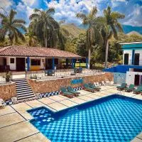 Viesnīca Hotel Villa Alicia pilsētā Sanheronimo