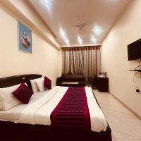 Hotel Lagoona and Banquet Hall, hotel in North Delhi, New Delhi