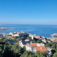 Arcadia Guesthouses - Ghazir, Lebanon, viešbutis mieste Ed Dkârîne