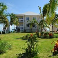 Coastal Haven: Charming Beachfront Cottage with Pool, hotel perto de Governors Harbour - GHB, James Cistern
