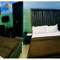 THE GROOVE GUEST HOUSE, hotel em Ikoyi, Lagos