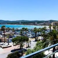 Hôtel Le Rabelais, hotel di Le Lavandou