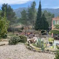 Auberge la Table du Curé, hotel en Cucugnan