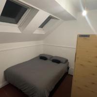 Nice Double Room Clontarf House-1, hotel in Clontarf, Dublin