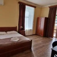 SWEET HOME HOTEL Meghri, מלון בMeghri