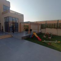 Villa rotana airport road, hotel i nærheden af Den internationale lufthavn Queen Alia - AMM, Al Qasţal